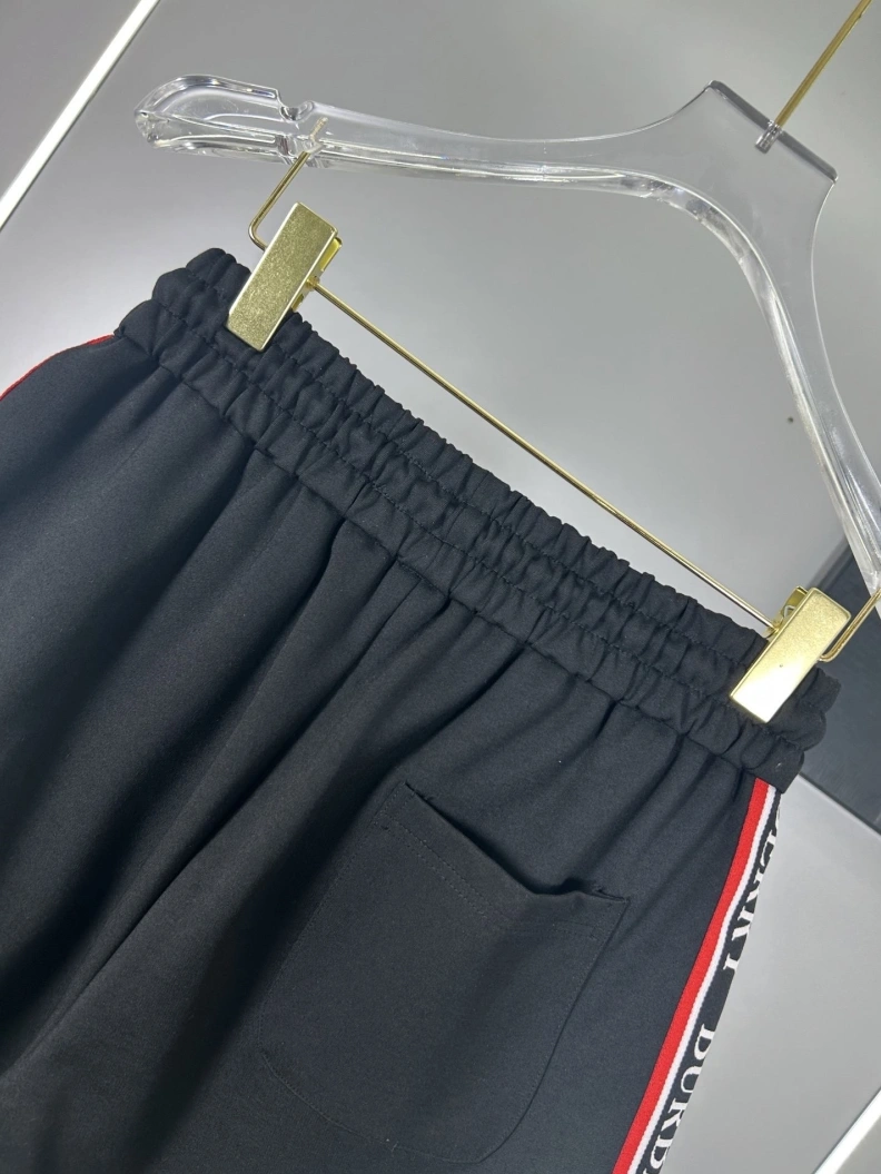 Efficient Bxrbxrry Shorts 92363