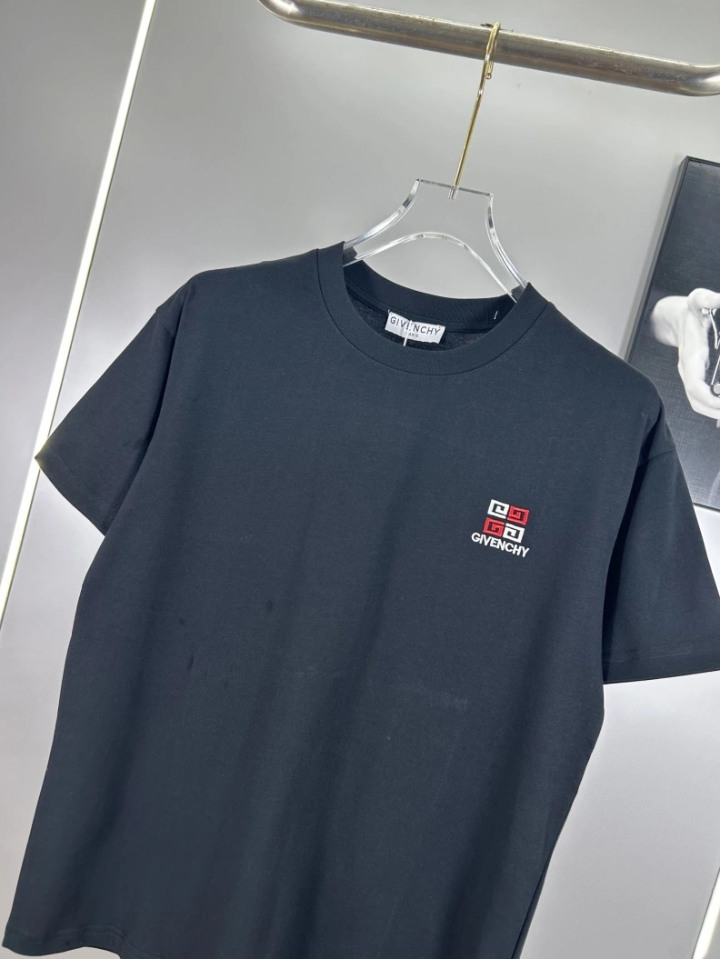 Reliable Gxvxnchy T-Shirts 95389
