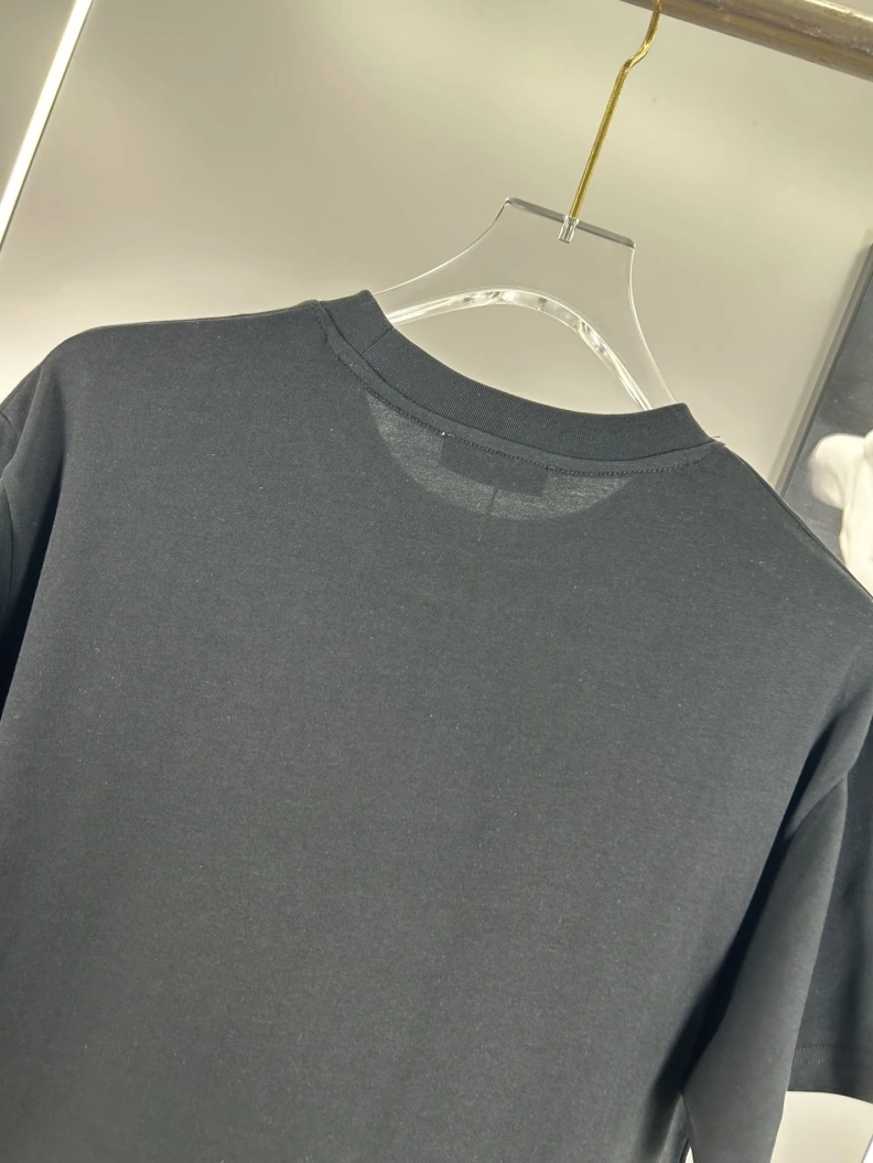 Reliable Gxvxnchy T-Shirts 95389