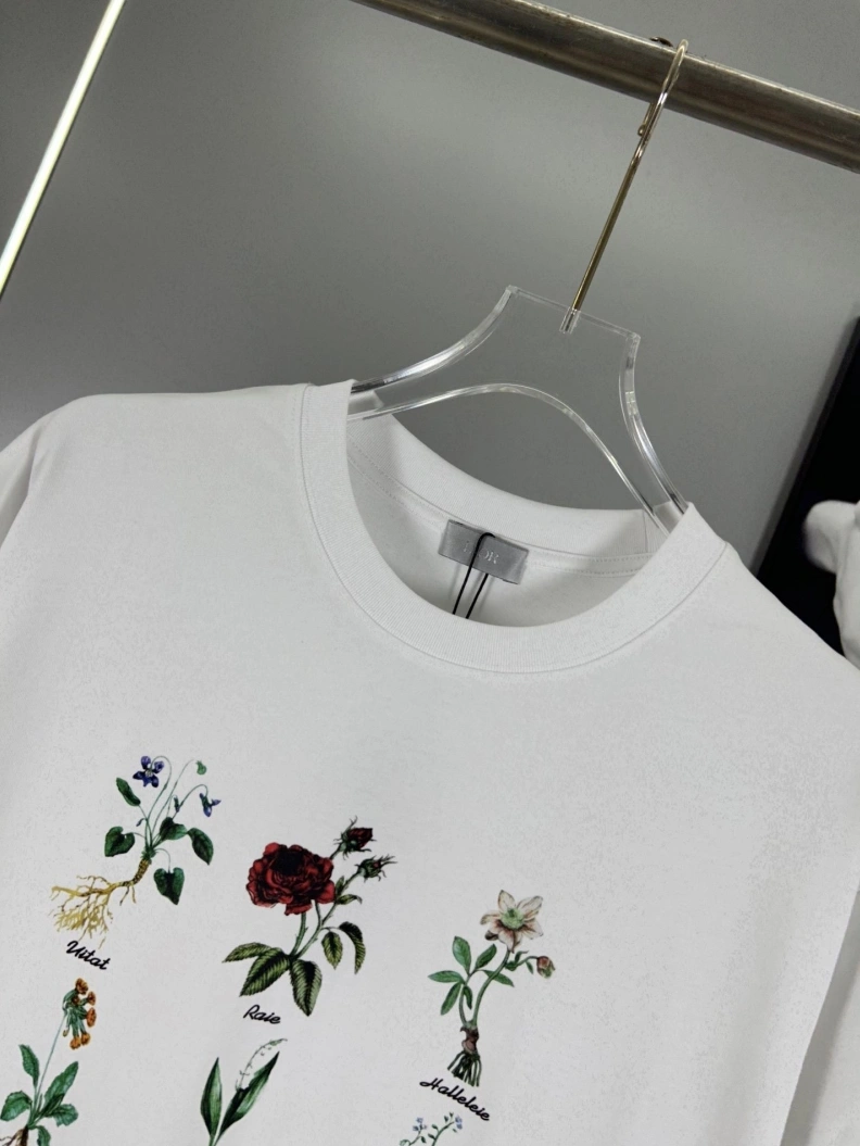 Elegant Dxxr T-Shirts 94869