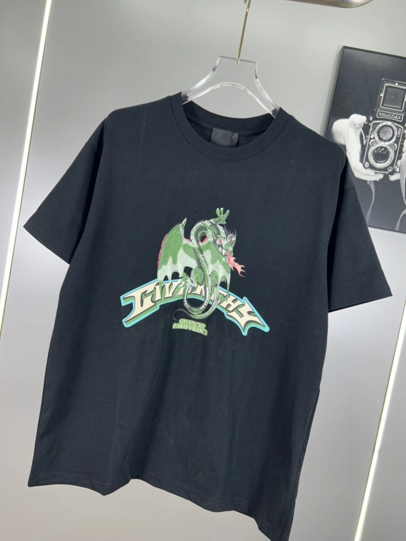 Stylish Gxvxnchy T-Shirts 95456