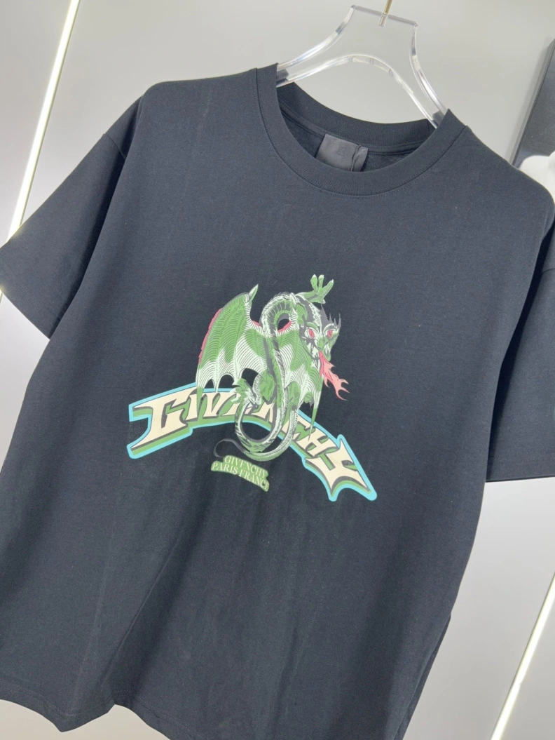 Stylish Gxvxnchy T-Shirts 95456