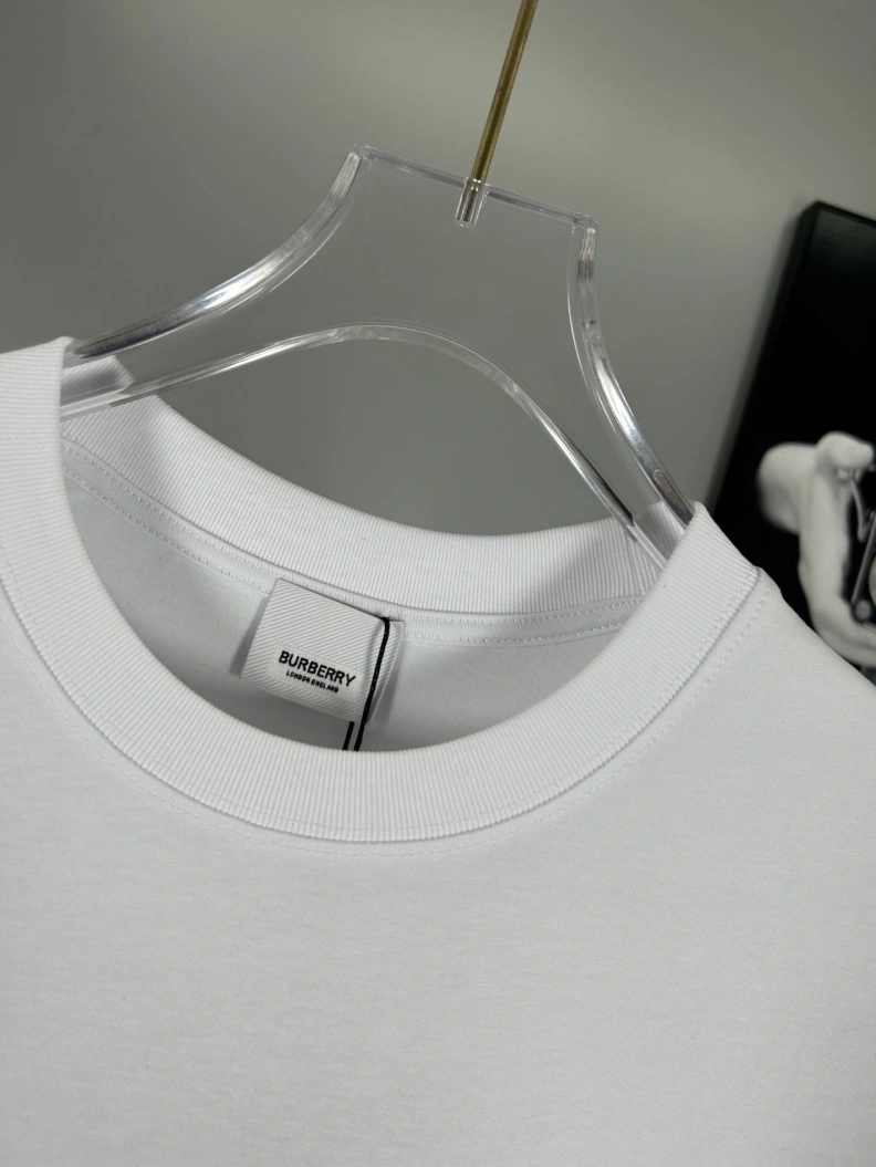 NewStyle Bxrbxrry T-Shirts 92226
