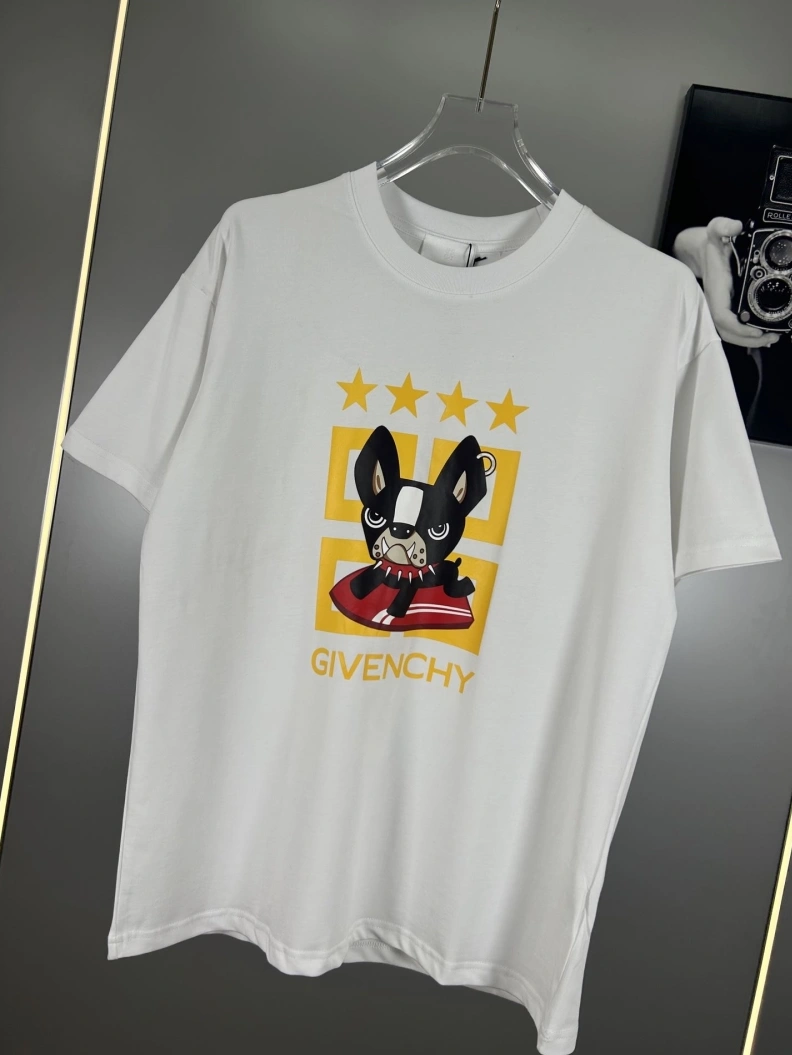 Sophisticated Gxvxnchy T-Shirts 95393