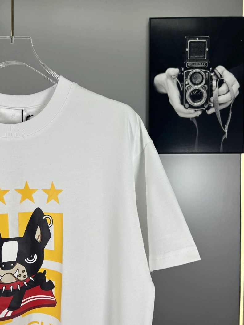 Sophisticated Gxvxnchy T-Shirts 95393