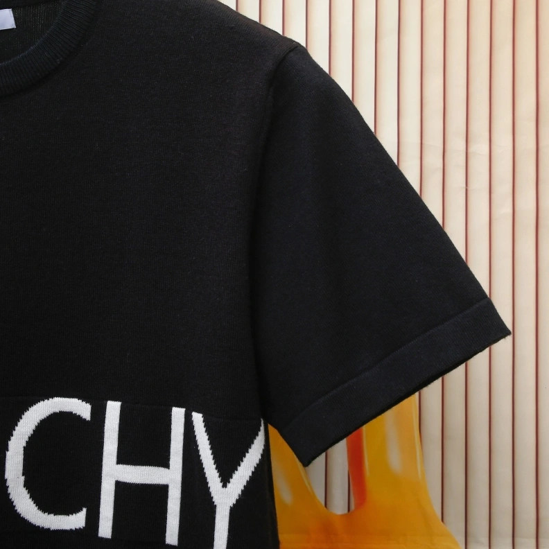 Bright Gxvxnchy T-Shirts 95398