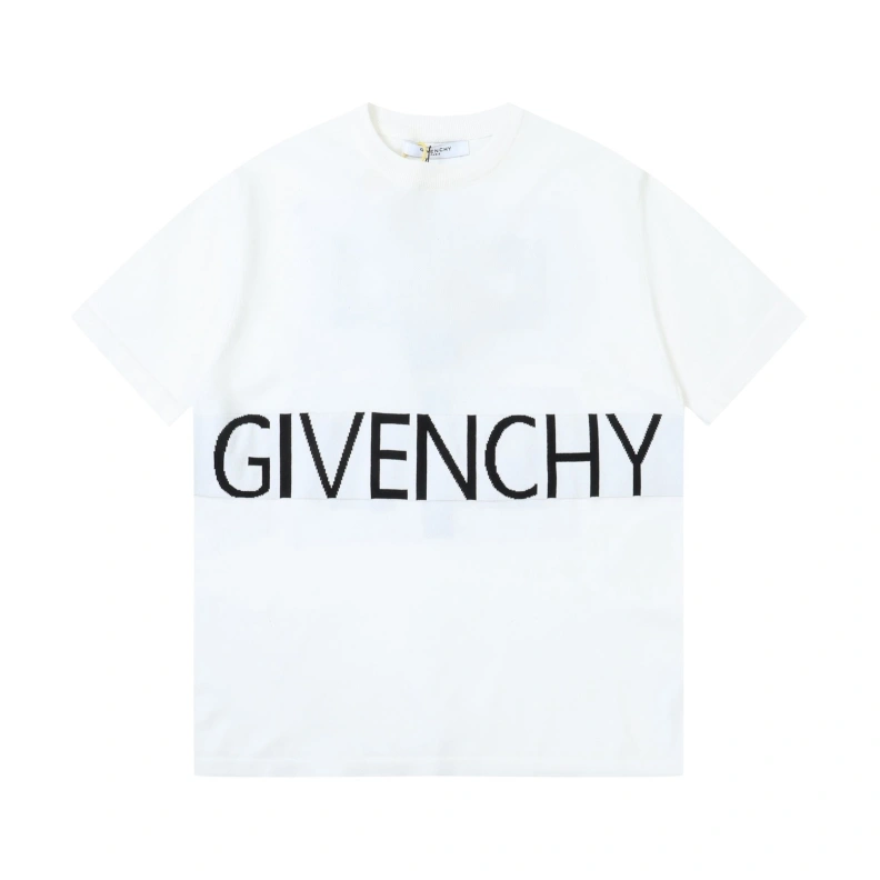 Fashionable Gxvxnchy T-Shirts 95401