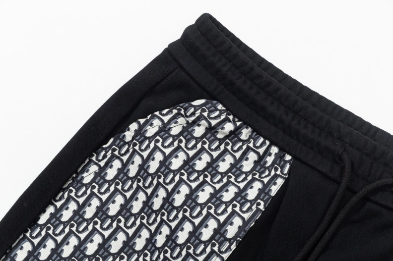 ModernLook Dxxr Shorts 94923