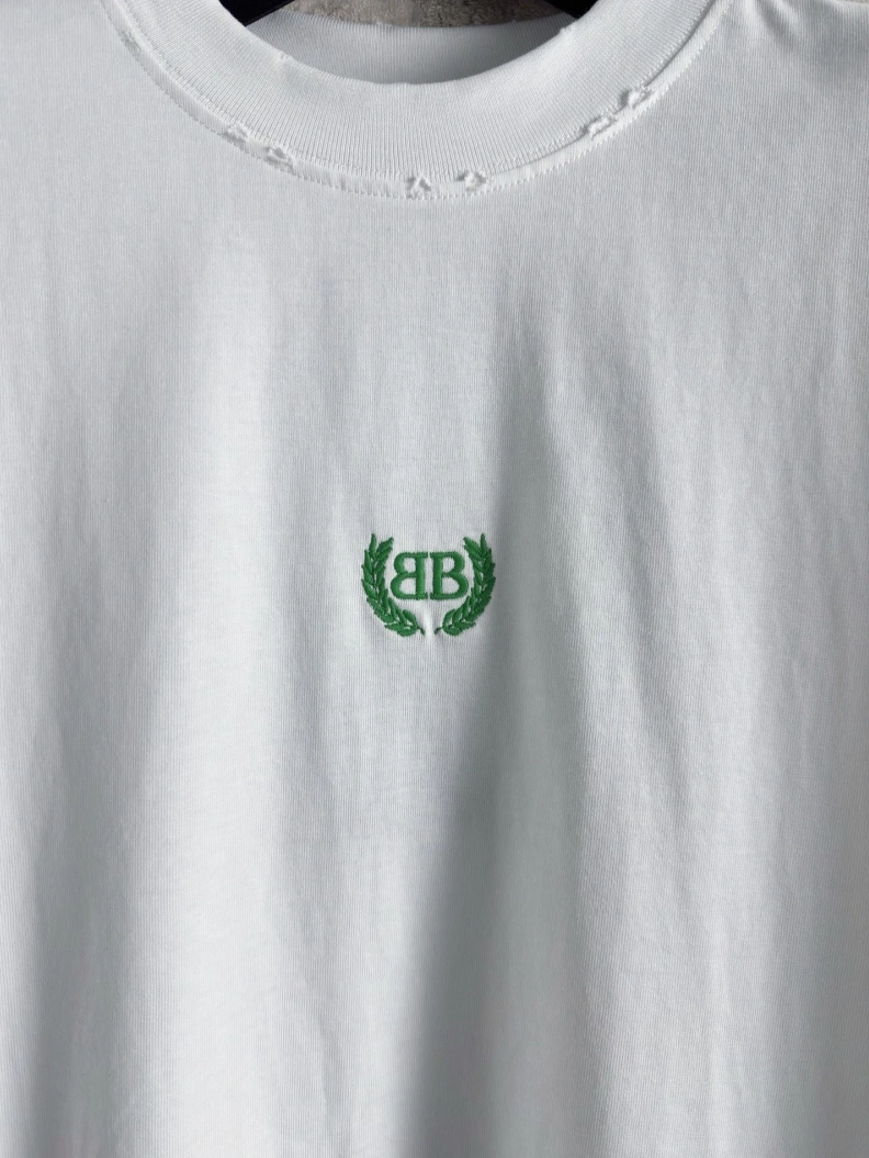 WellDesigned Bxlxnciaga T-Shirts 91029