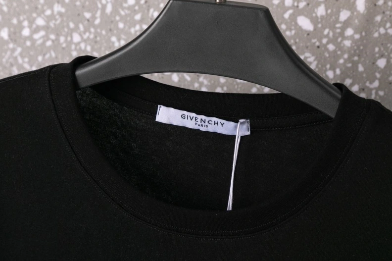 Durable Gxvxnchy T-Shirts 95383
