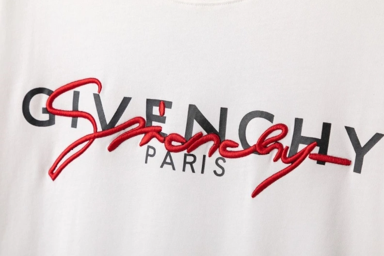 Gxvxnchy T-Shirts Trendy 95385
