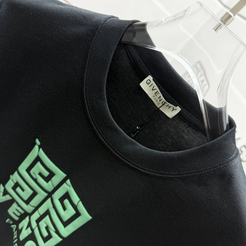 Gxvxnchy T-Shirts Practical 95414