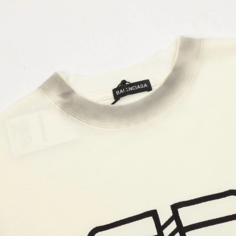 Modern Bxlxnciaga T-Shirts 90412