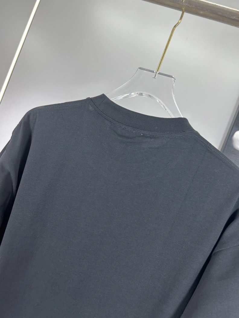 NewStyle Bxrbxrry T-Shirts 92065