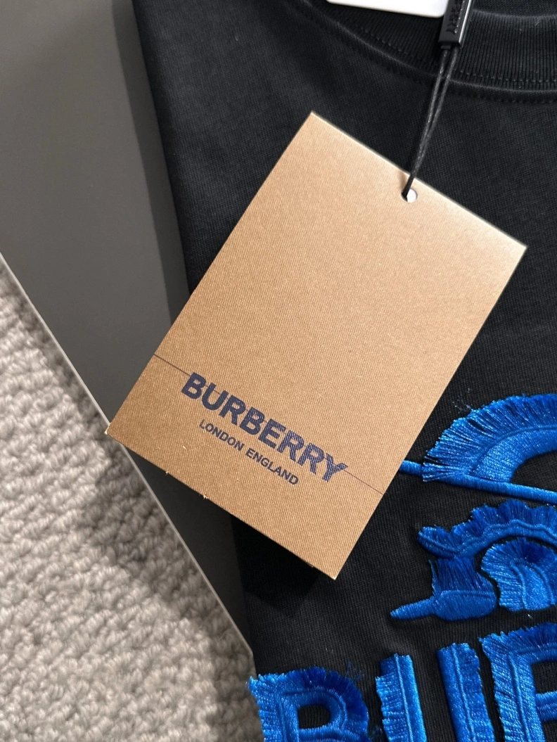 ModernLook Bxrbxrry T-Shirts 92034