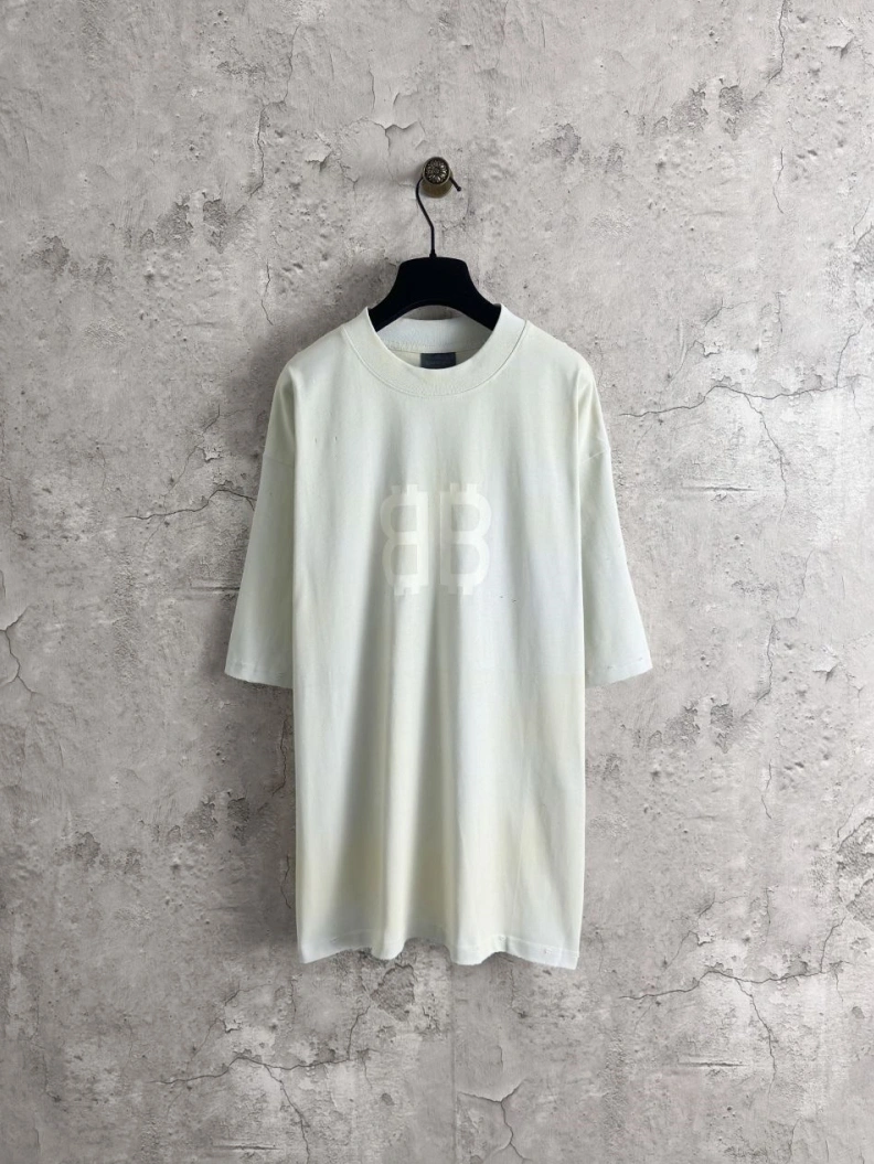 Sleek Bxlxnciaga T-Shirts 90431