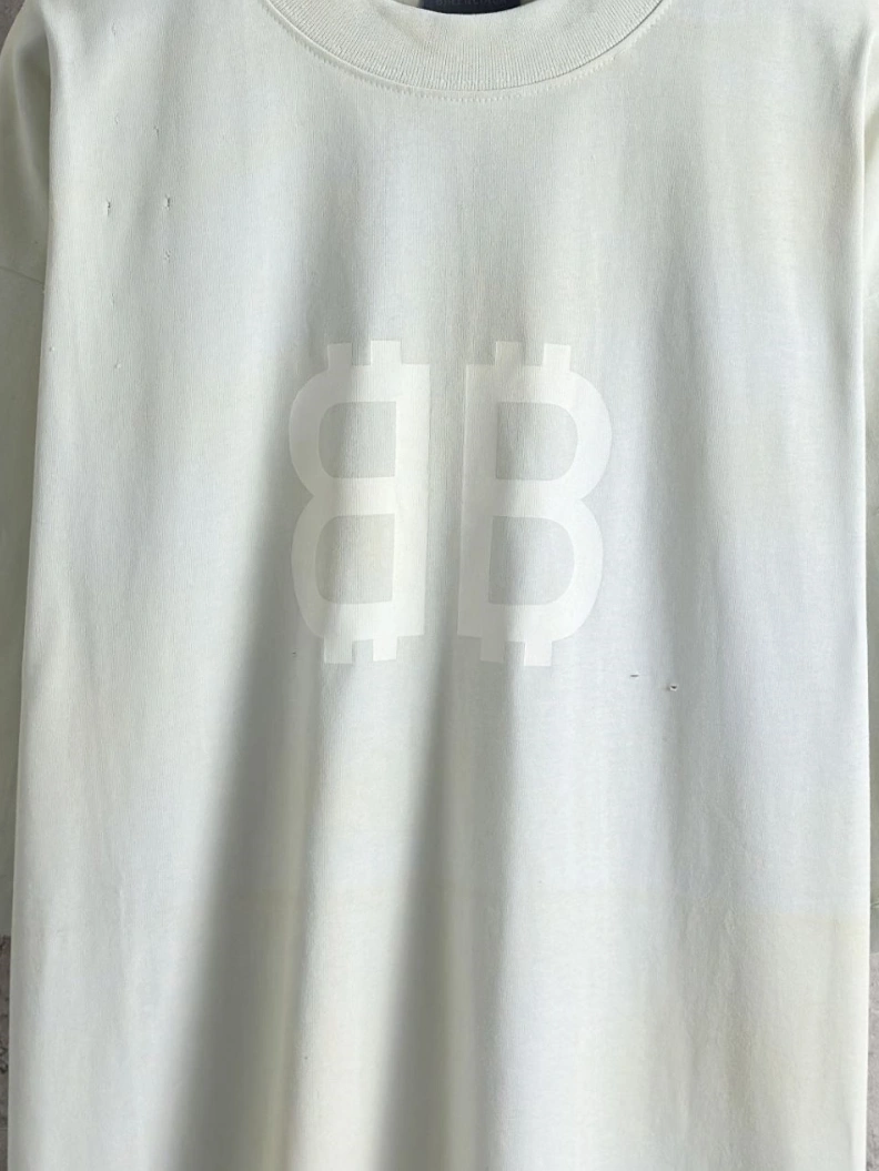 Sleek Bxlxnciaga T-Shirts 90431