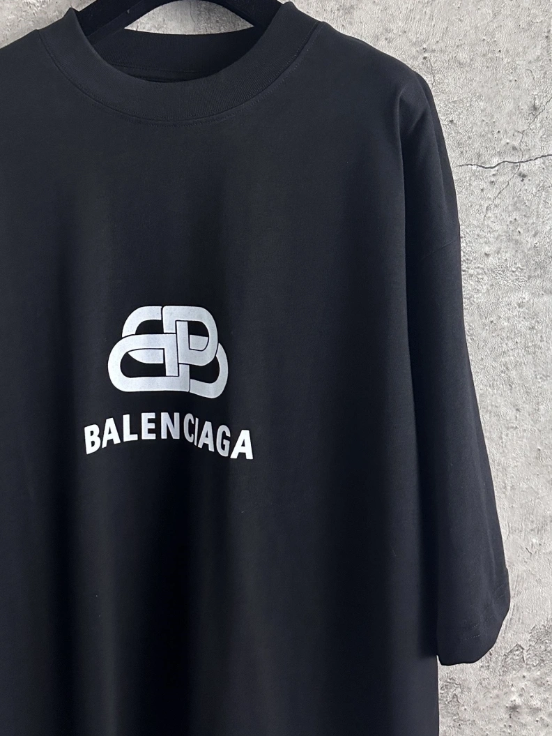 Vibrant Bxlxnciaga T-Shirts 90358