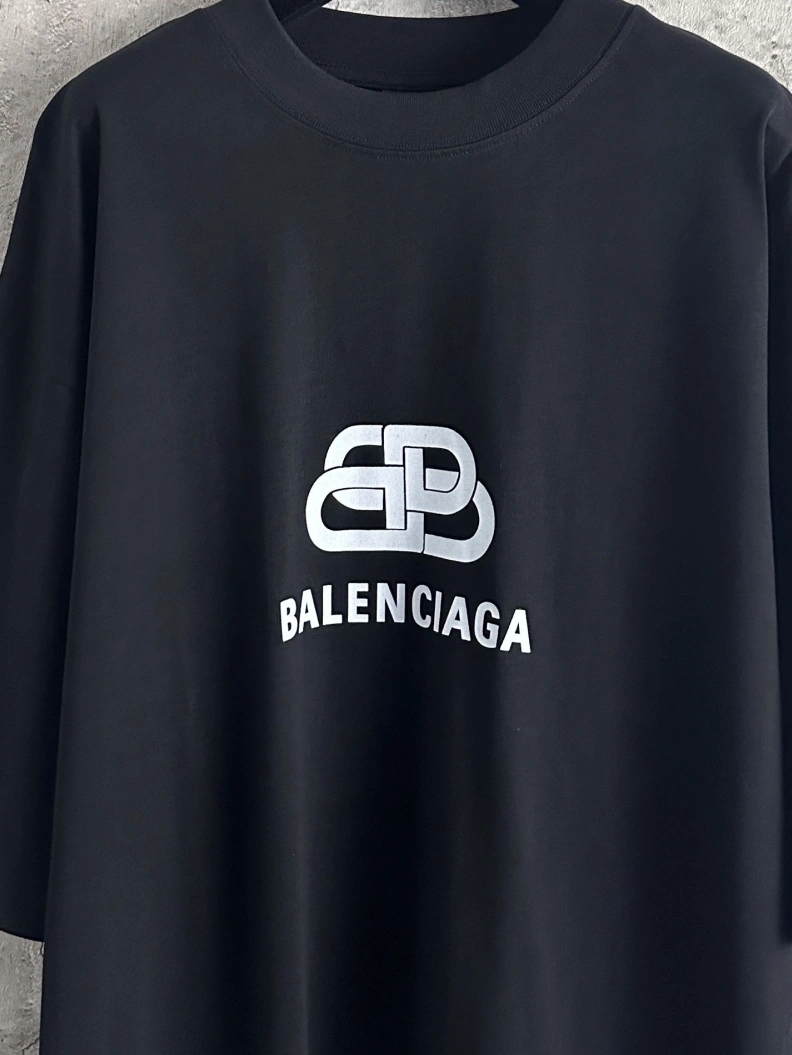 Vibrant Bxlxnciaga T-Shirts 90358