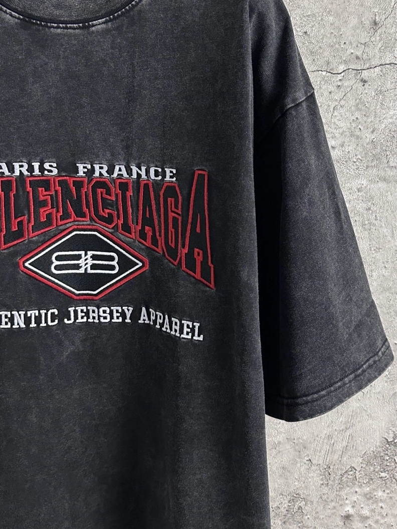 Practical Bxlxnciaga T-Shirts 90351