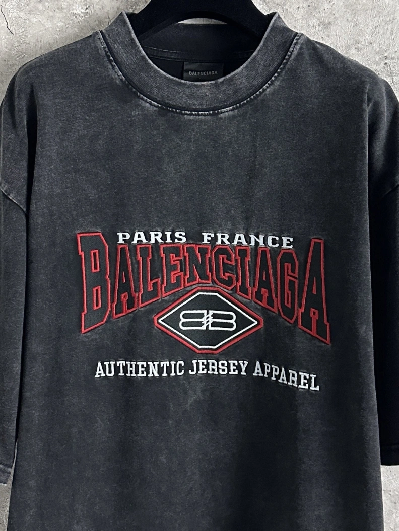 Practical Bxlxnciaga T-Shirts 90351