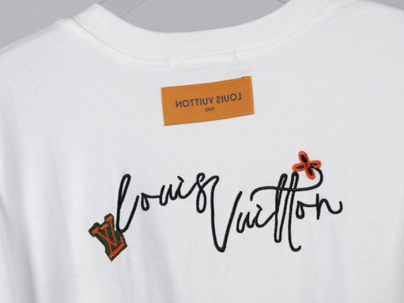 WellDesigned LX T-Shirts 97134