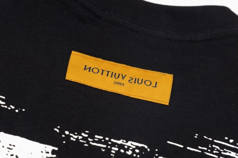 Minimalist LX T-Shirts 97115