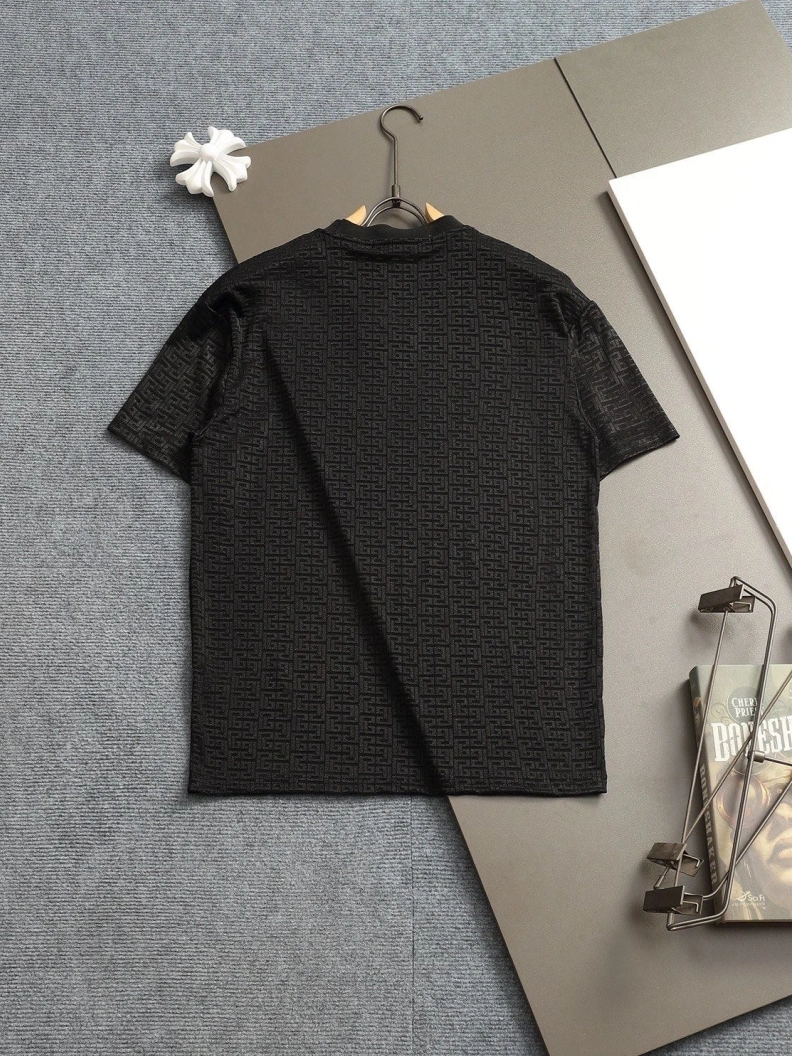 Soft Gxvxnchy T-Shirts 95371