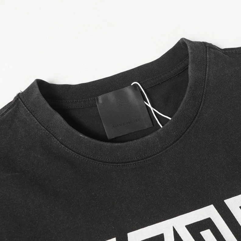 Gxvxnchy T-Shirts Classic 95374