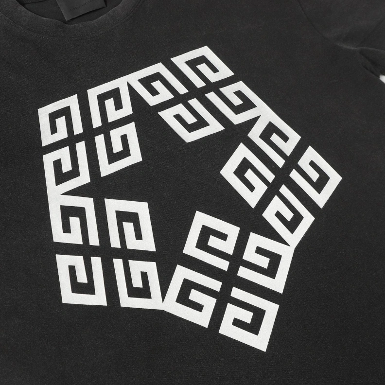 Gxvxnchy T-Shirts Classic 95374
