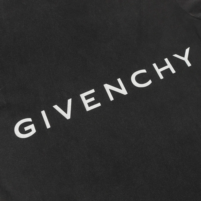 Gxvxnchy T-Shirts Classic 95374
