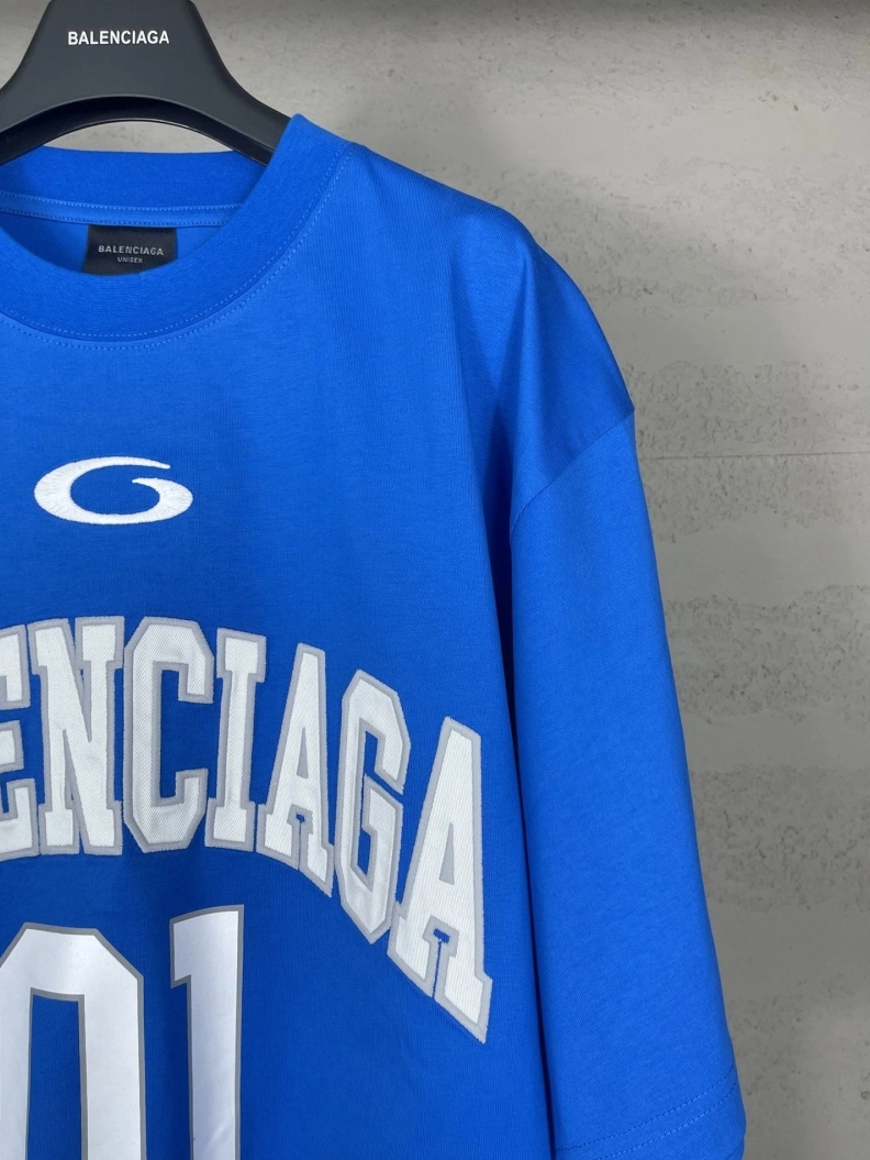 Compact Bxlxnciaga T-Shirts 90310
