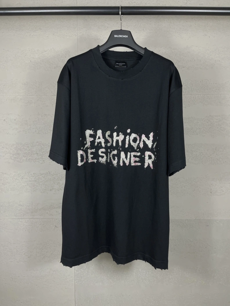 WellDesigned Bxlxnciaga T-Shirts 90272