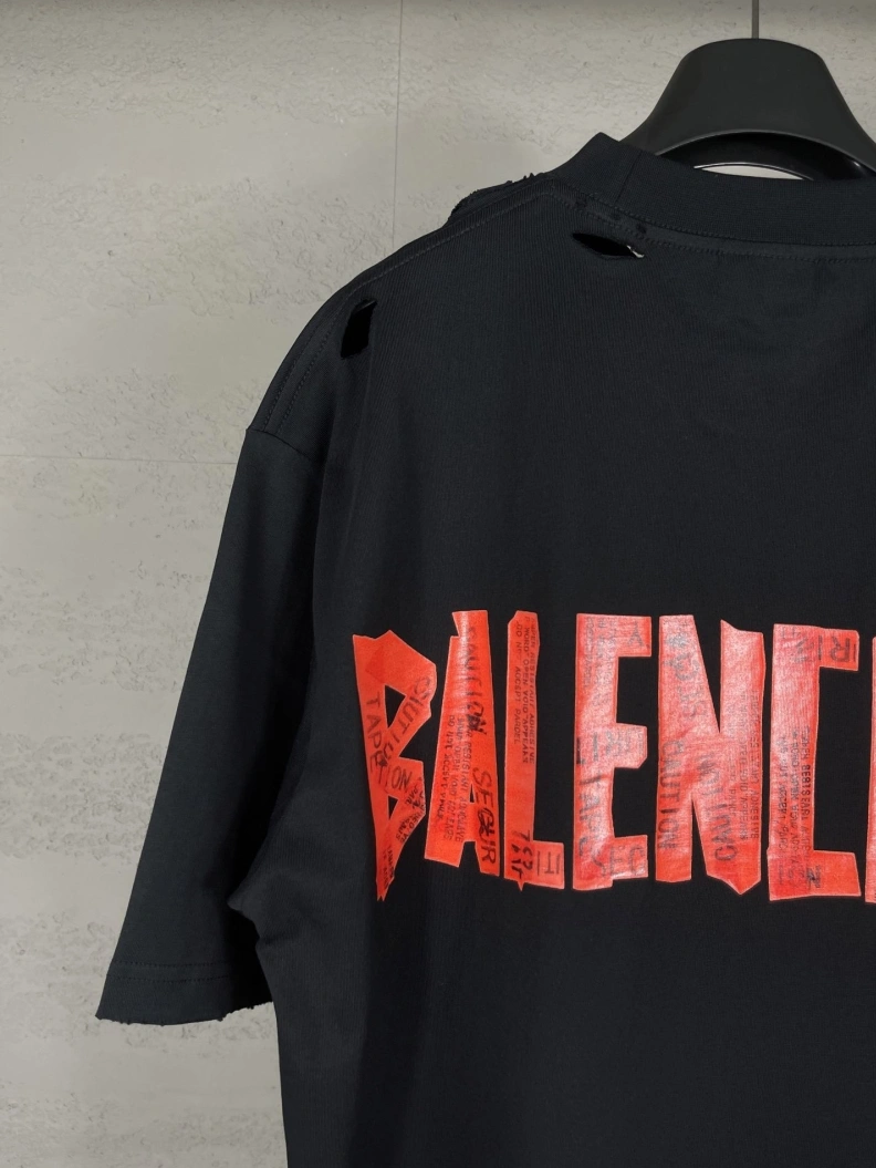 Bxlxnciaga T-Shirts Vibrant 90259