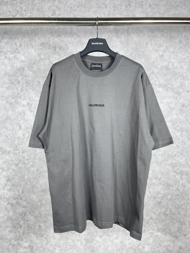 Vibrant Bxlxnciaga T-Shirts 90242