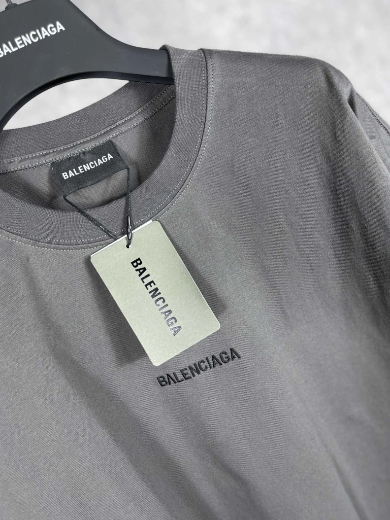 Vibrant Bxlxnciaga T-Shirts 90242