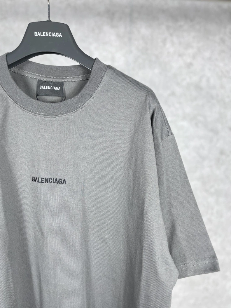 Vibrant Bxlxnciaga T-Shirts 90242