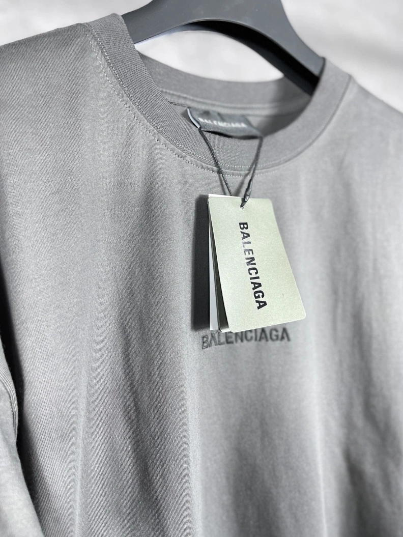 Vibrant Bxlxnciaga T-Shirts 90242