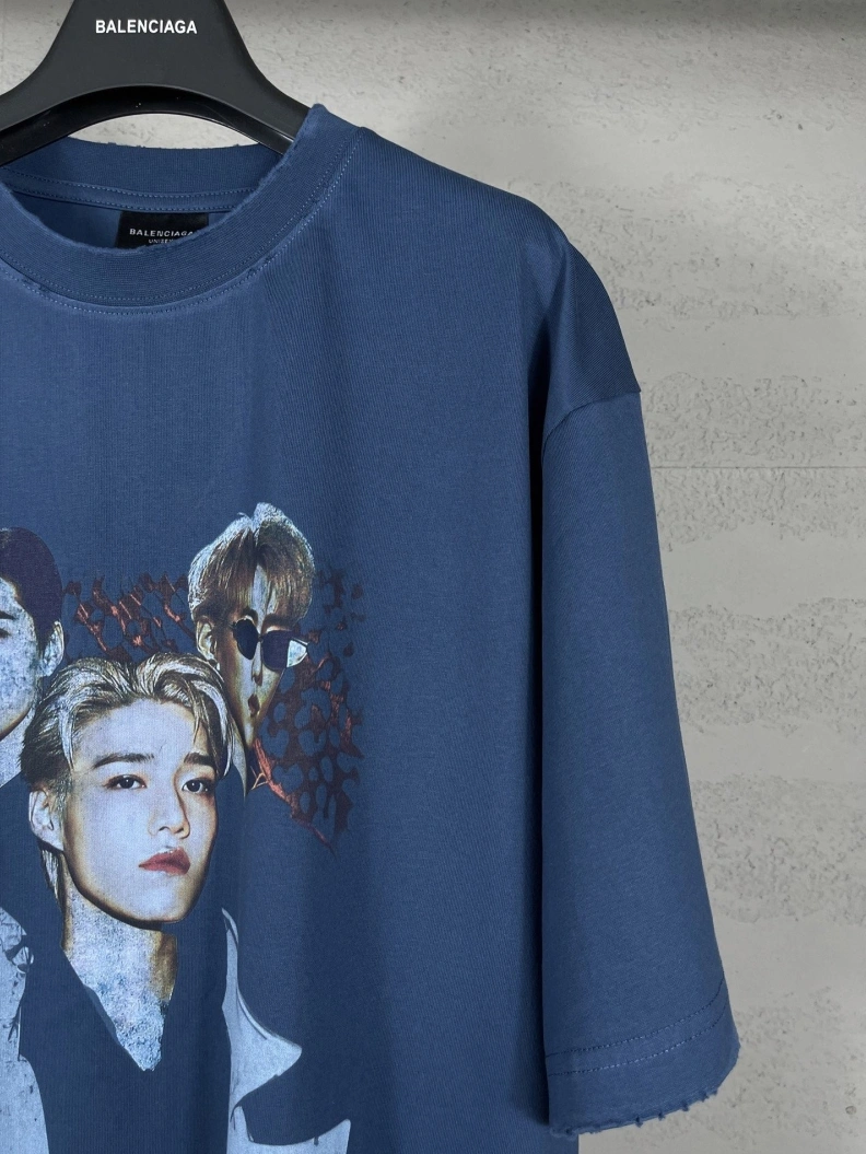 Modern Bxlxnciaga T-Shirts 90260