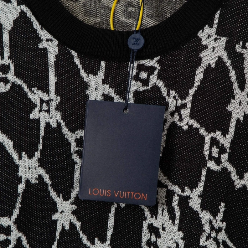 Comfortable LX T-Shirts 96983