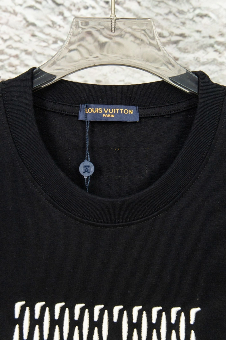 Elegant LX T-Shirts 96976