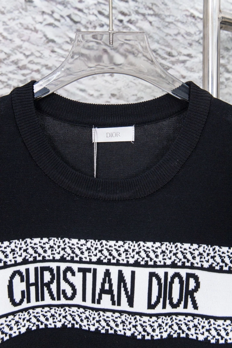 Minimalist Dxxr T-Shirts 94359