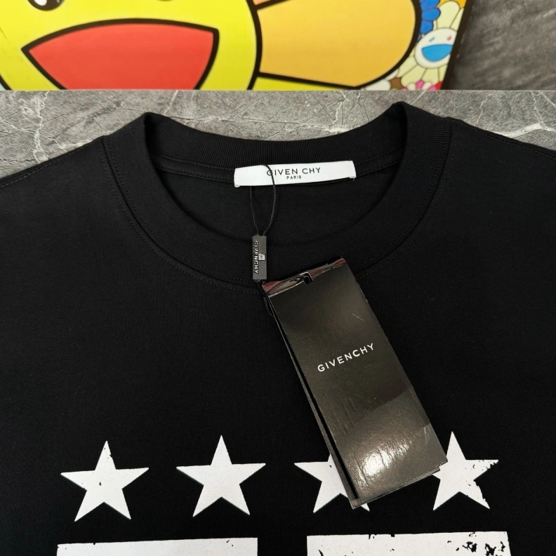 WellDesigned Gxvxnchy T-Shirts 95378