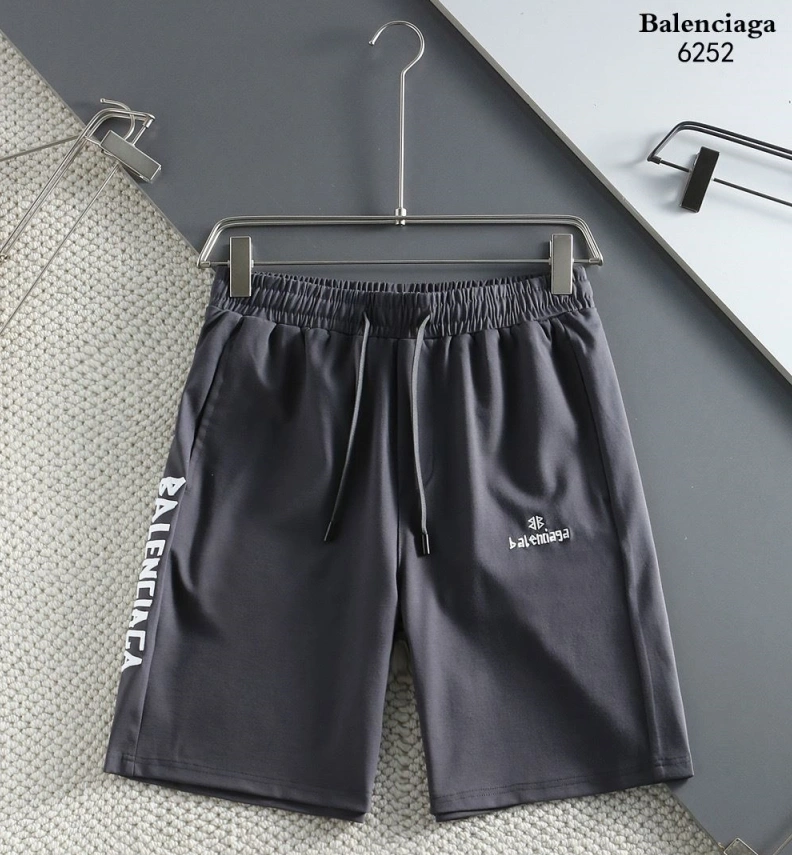 Bxlxnciaga Shorts Modern 90048