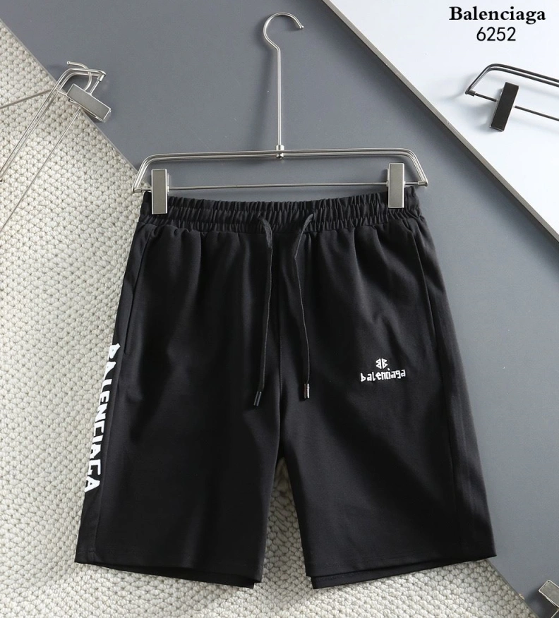 Bxlxnciaga Shorts Modern 90048