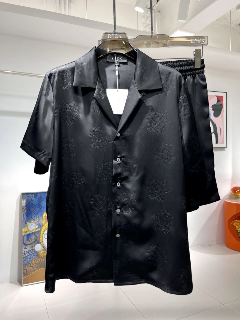 HighQuality Hxrmxs Coats 96207