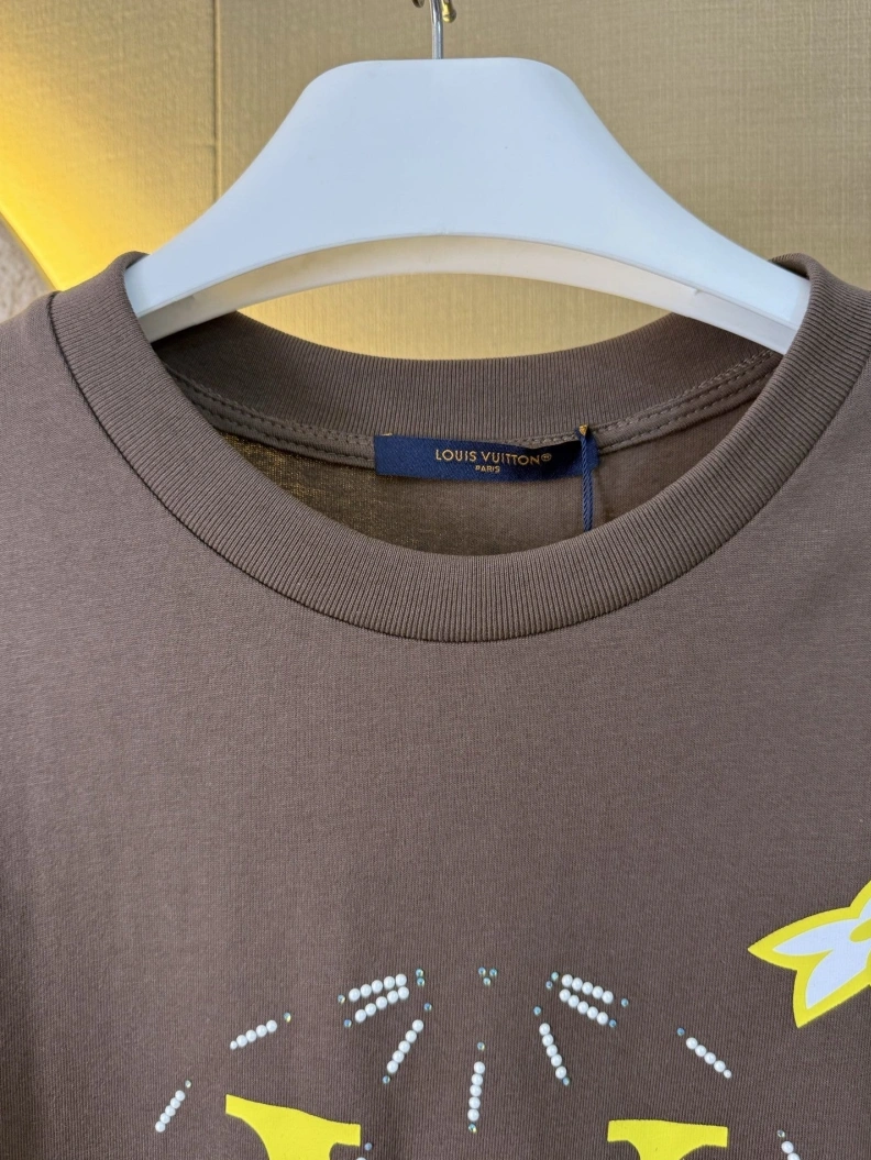 Resilient LX T-Shirts 96899