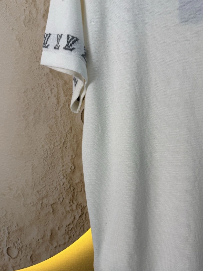 Comfortable LX T-Shirts 96906
