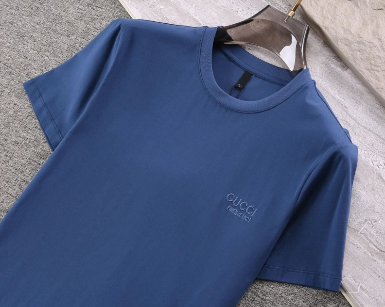 Elegant Gxccx T-Shirts 95657