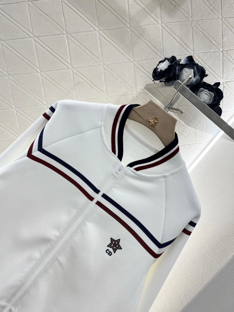 Minimalist Dxxr Coats 94334
